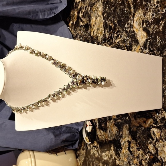 Jewelry display.  NEW - Picture 1 of 3